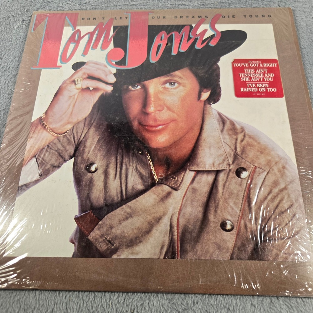 Tom Jones Don't Let Our Dreams Die Young 1983 Vinyl LP Mercury 422-814 448-1